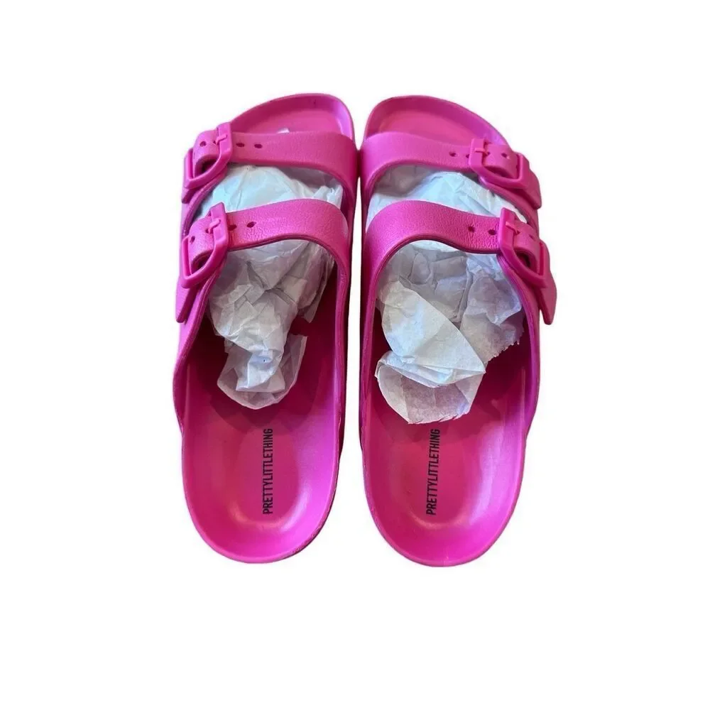 NWT Prettylittlething Rubber Buckle Footbed Sandals Bright Pink Size 7 Wide